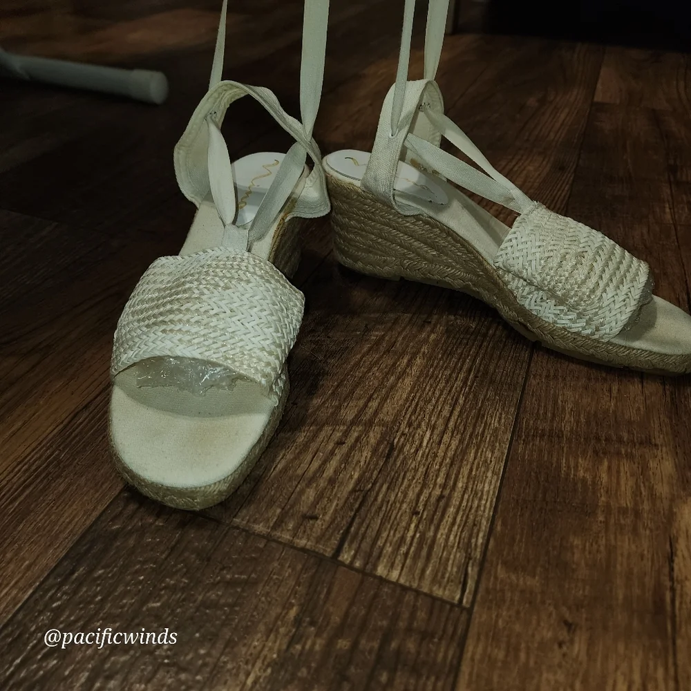 NINA ESPADRILLE SNAKE BRAID JUTE WEDGES!  NATURAL   ECRU